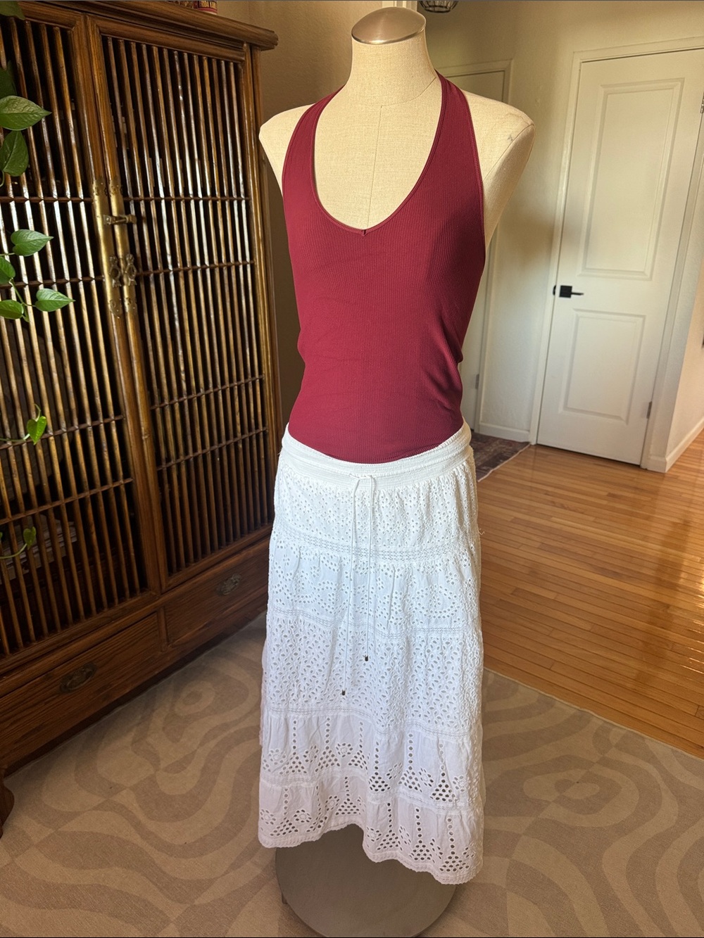 Joie white eyelit maxi skirt small